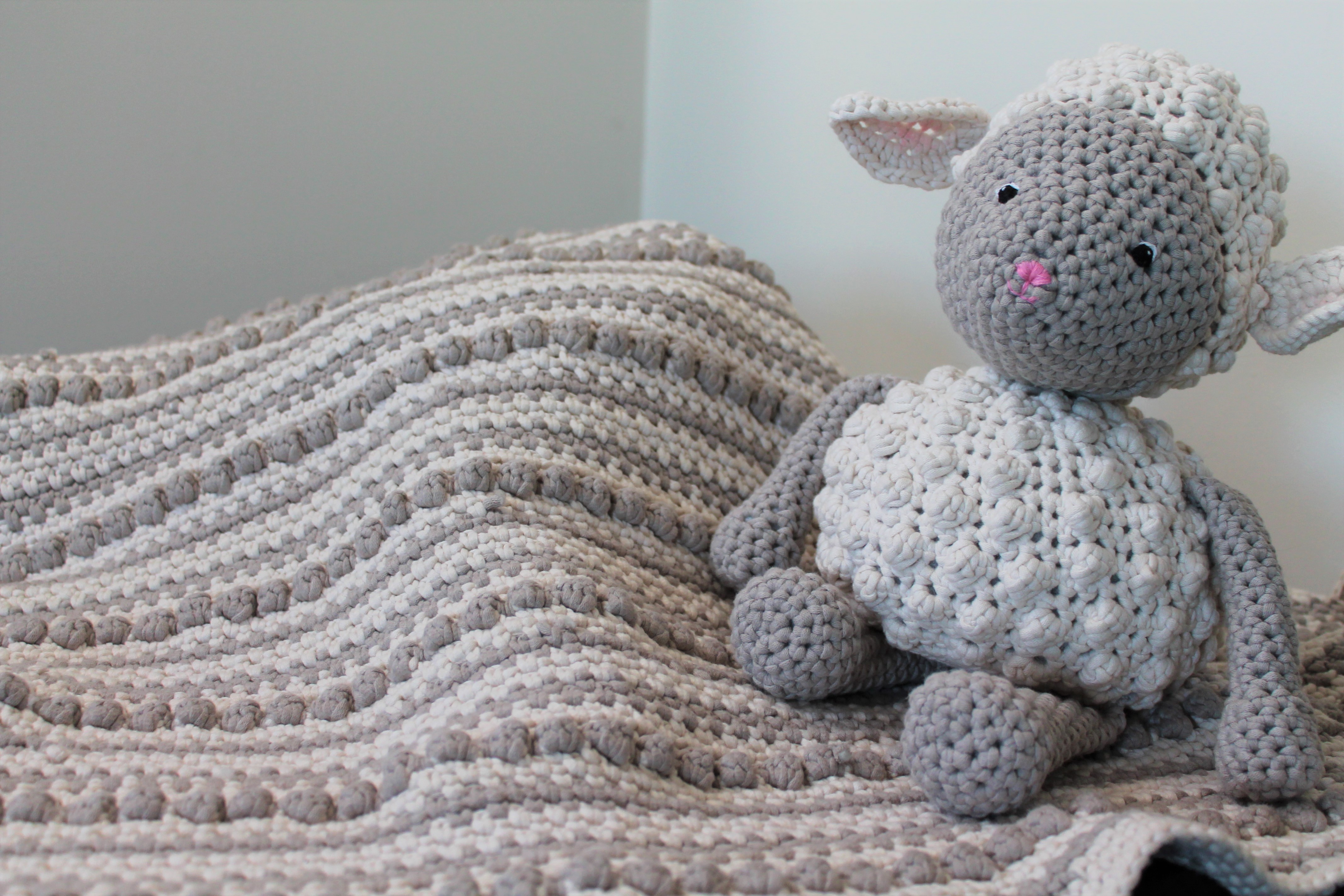 Pebbles Blanket Matayamade